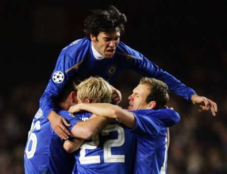 Radost fotbalistů Chelsea. | Foto: Reuters