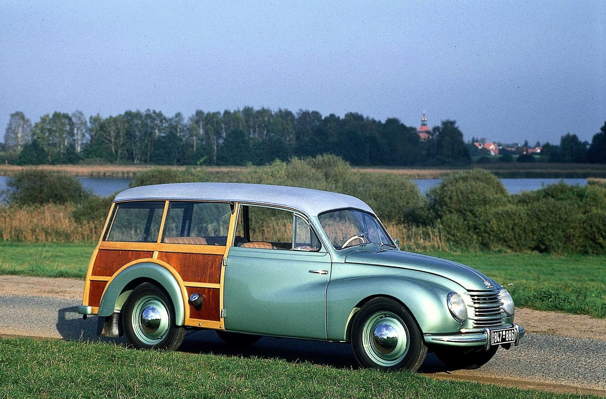 Volkswagen 50. DKW f89. Автомобиль DKW f8. DKW 1953. Фольксваген 60х универсал.