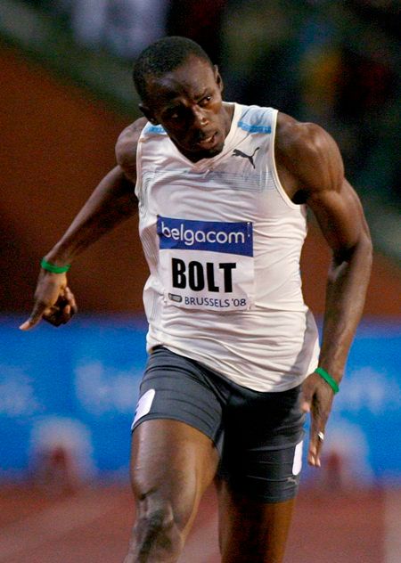 Jamajčan Usain Bolt dobíhá do cíle závodu na 100m na mítinku Zlaté ligy v Bruselu. | Foto: Reuters