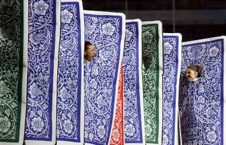 Tarotové karty na stadionu v Turíně. | Foto: Reuters