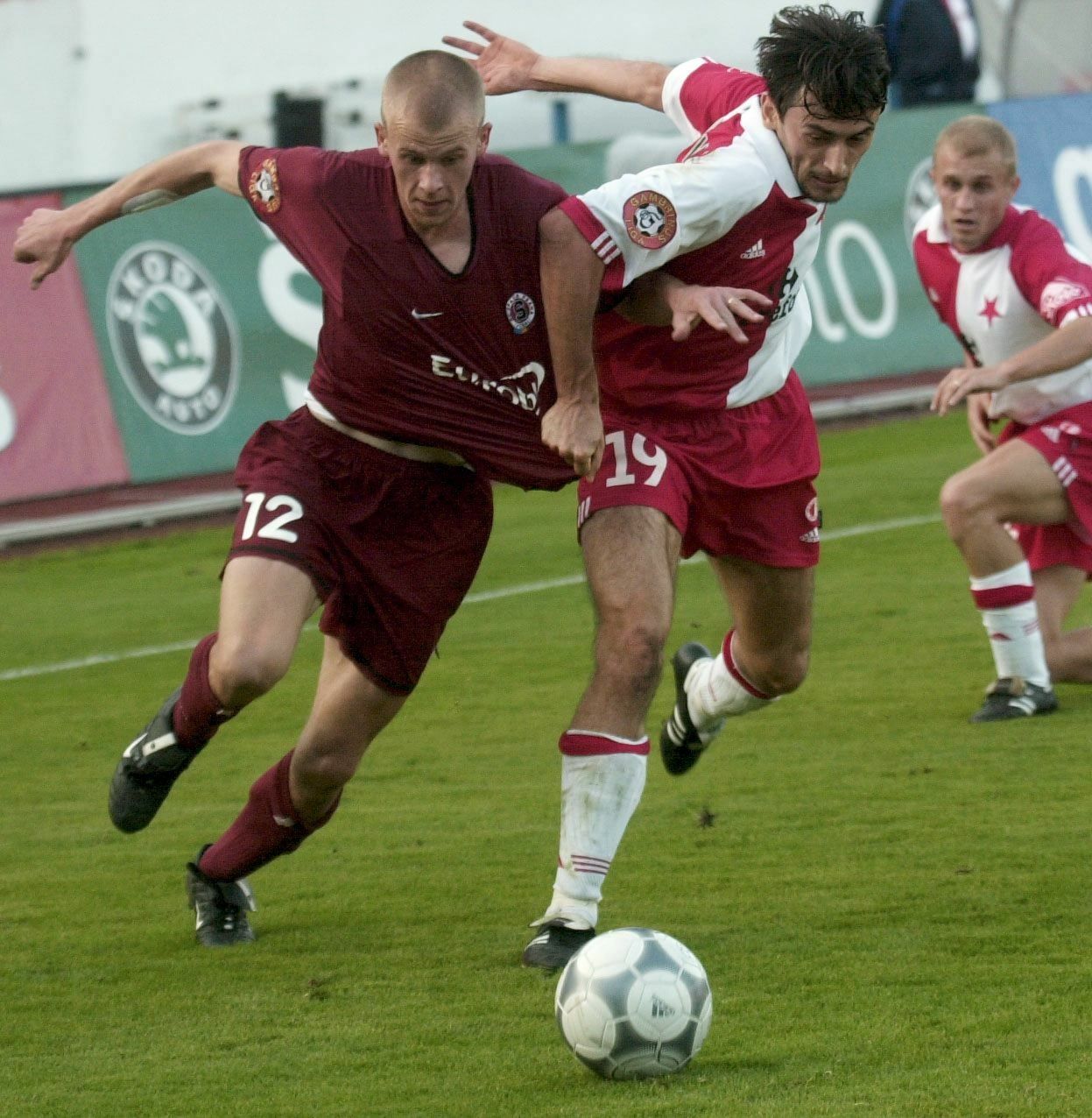 Former defender Slavia Sankovic has died aged 42.  The police found him dead