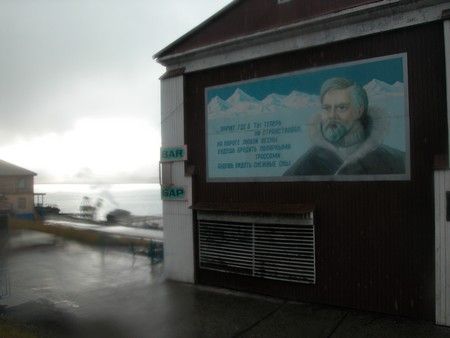 BARENTSBURG (Svalbard) - Barensburg byl pojmenován podle oficiálního objevitele souostroví Svalbard Williama Barentse (1550-1597) | Foto: Roman Staněk, Aktuálně.cz