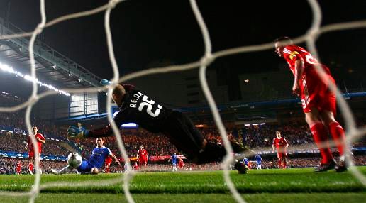 Nejdříve dal Lampard gól zblízka | Foto: Reuters