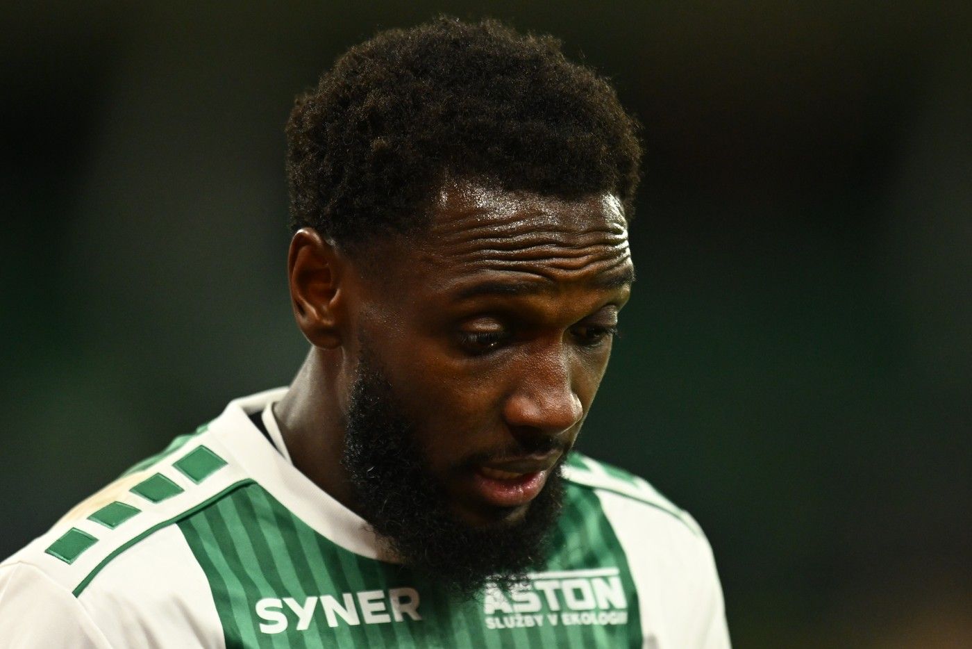 "Dělali opičí zvuky, rozhodčí mávl rukou." Jablonecký záložník si stěžuje na rasismus