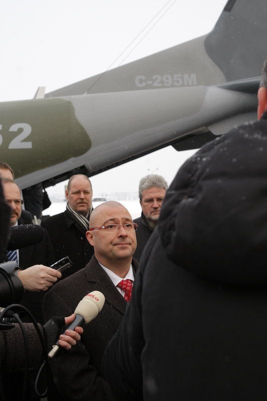 Všechny obavy se však již rozplynuly. "Využití tohoto ledadla je široké, může být nasazeno třeba i při pátrání po osobách". | Foto: Vojtěch Marek