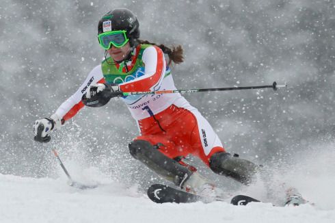 Česká lyžařka si vybudovala dobrou pozici už v prvním kole, kdy dojela druhá | Foto: Reuters