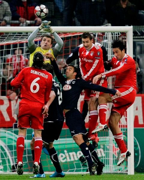 Osmifinále se naopak vzdaluje Bayernu, který doma podlehl Bordeaux, byť měl velký tlak. | Foto: Reuters