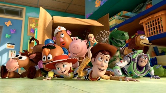 11. Toy Story 3: Příběh hraček 
 Výroba animovaného příběhu obživlých hraček spolkla 200 milionů dolarů, ale vyplatilo se. Film se dočkal nadšeného přijetí nejen kritiky, ale hlavně diváků napříč generacemi. Tržby se vyšplhaly na 1,063 miliardy. | Foto: Falcon