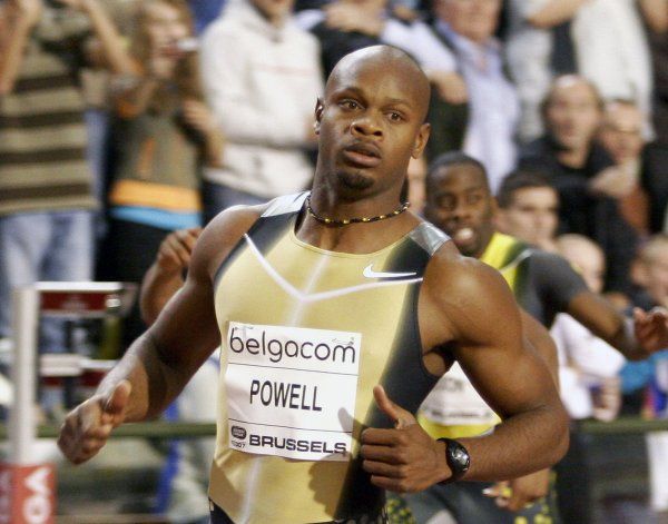 Světový rekordman Asafa Powell vyhrál i v Bruselu. | Foto: Reuters