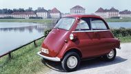 Slavnější byla Isetta až díky BMW, které od inženýra Renza Rivolty koupilo licenci.