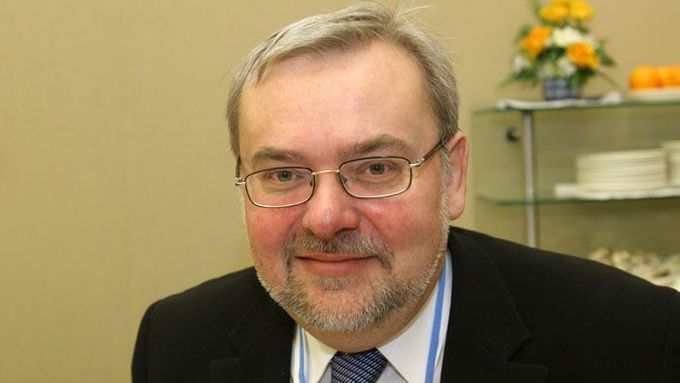 Vicepremiér pro ekonomiku Jiří Havel si vysoké investice do technologických center v Česku pochvaluje
