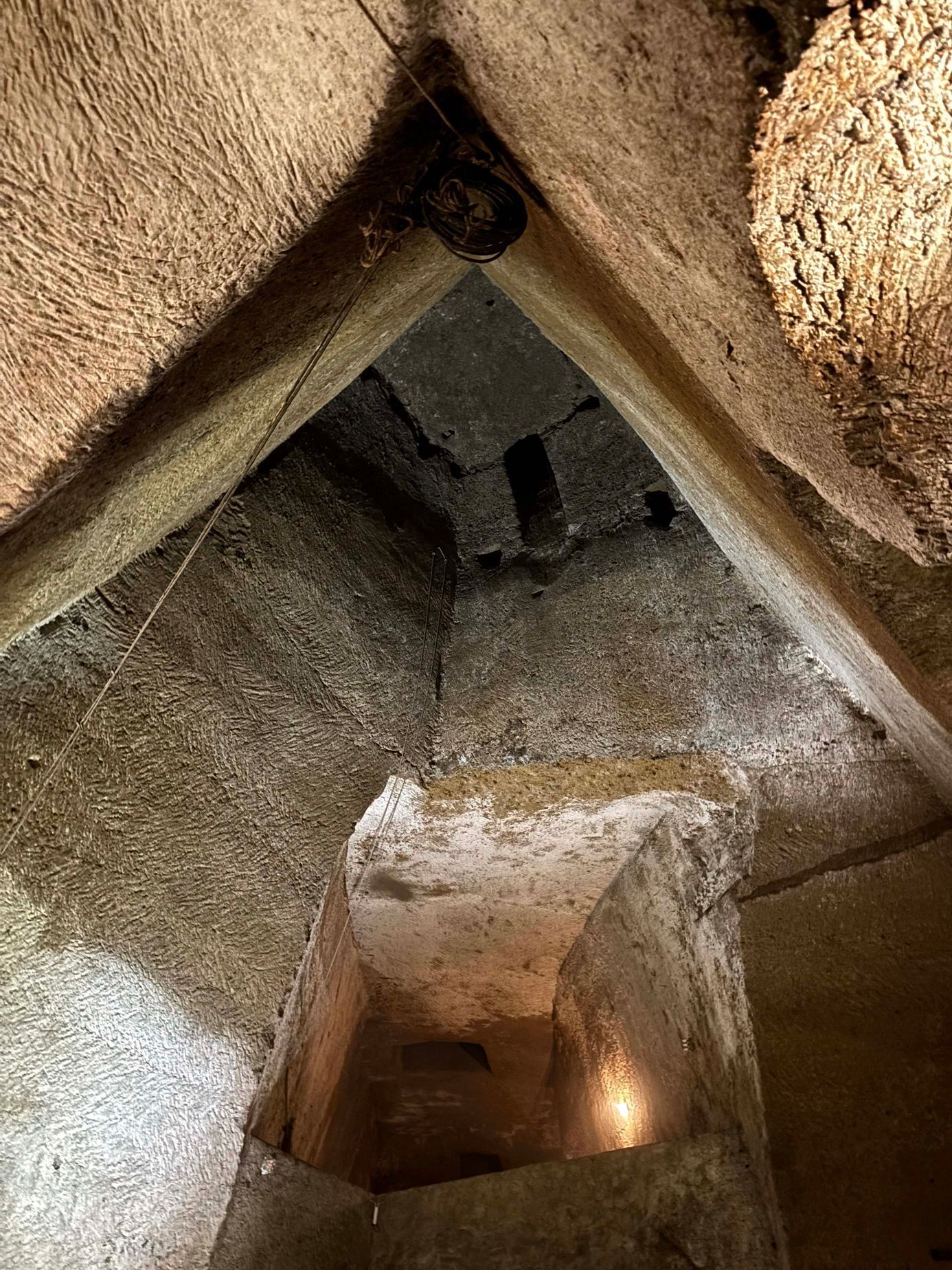 Itálie, Neapol. Pompeje. cestopis, památky