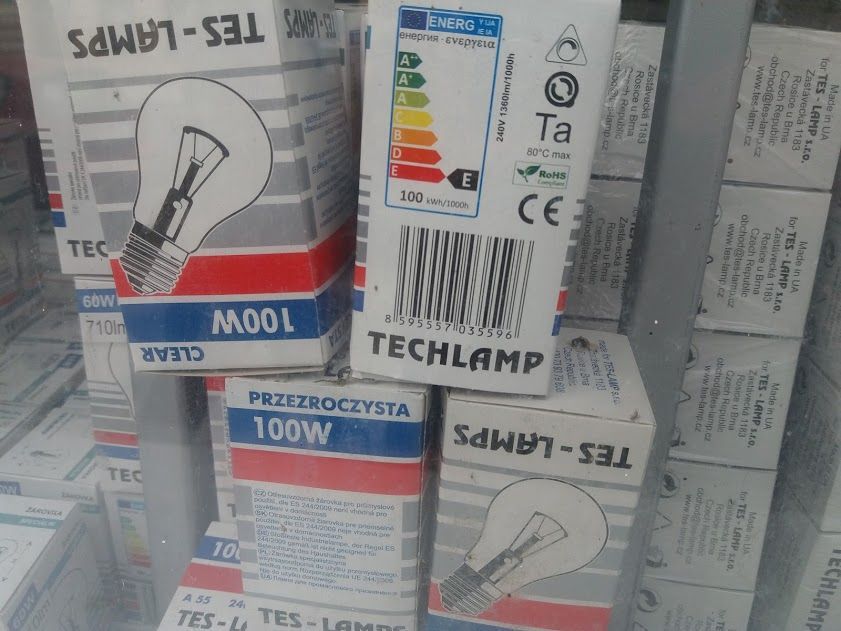 Klasické wolframové žárovky se prodávají i přes zákaz dál. Stačí na obalu uvést "Pro průmyslové využití. Není vhodná pro osvětlení v domácnosti".