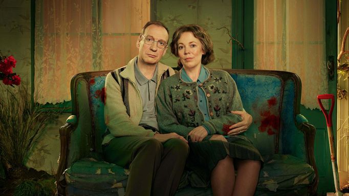 David Thewlis v roli Christophera a Olivia Colmanová jako Susan.