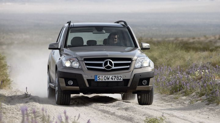 Hledáte spolehlivé velké SUV pro rodinu? Tady je šest tipů z řad zajímavých ojetin