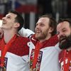 Čeští hokejisté se zlatými medailemi pro mistry světa 2024