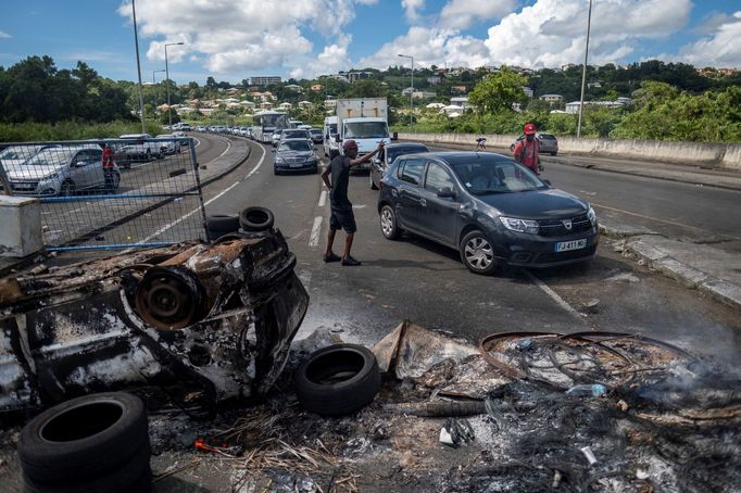 Protesty na Martiniku.