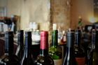 Světová produkce vína se po loňské nadúrodě sníží letos asi o 10 procent