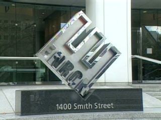 Hlavní účetní firmy Enron Richard Causey přiznal vinu za podvod s cennými papíry