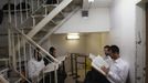 Ultra-Orthodox Jewish men study at Jerusalem's Mir Yeshiva, the largest Jewish seminary in Israel July 4, 2012. The ultra-Orthodox Jews have gone from being a tiny minority in Israel's mostly secular society to its fastest-growing sector, now about 10 percent of the 7.8 million population. They are exempt from military duty in Israel but draft deferments and state subsidies for the ultra-Orthodox have become a divisive political issue in Israel, where the government must decide a new law by August to ensure more of them do military service. Picture taken July 4, 2012. REUTERS/Ronen Zvulun (JERUSALEM - Tags: POLITICS RELIGION MILITARY EDUCATION) ATTENTION EDITORS - PICTURE 9 OF 21 FOR PACKAGE "ISRAEL'S ULTRA-ORTHODOX". SEARCH "ULTRA-ORTHODOX" FOR ALL PICTURES Published: Čec. 6, 2012, 10:01 dop.