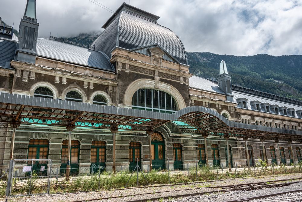 Canfranc, nádraží, vlak