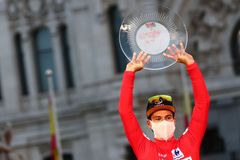 Roglič obhájil na cyklistické Vueltě loňské vítězství