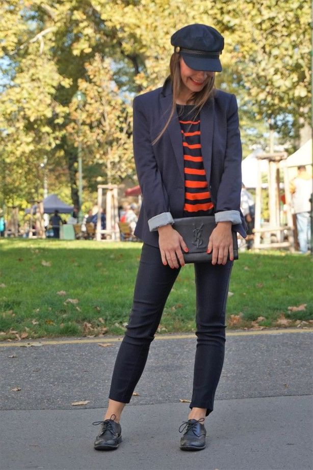 Podzimní móda: sako, svetřík a polobotky