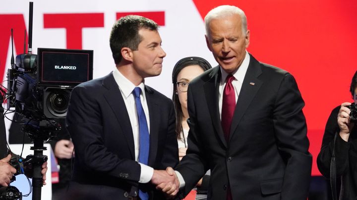 Trump je nepřítel číslo 1. Volby se ale blíží, demokraté se začali bít i navzájem