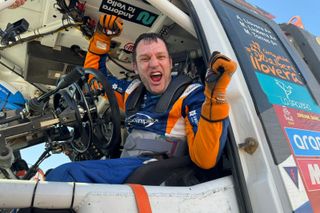 Albert Llovera (Ford) v cíli Rallye Dakar 2024