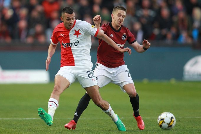 Ivan Schranz a Tomáš Wiesner v derby Sparta - Slavia ve 27. kola Fortuna: Ligy