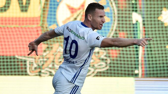 Muris Mešanovič slaví jeden ze svých tří gólů, kterými Mladé Boleslavi pomohl porazit Spartu