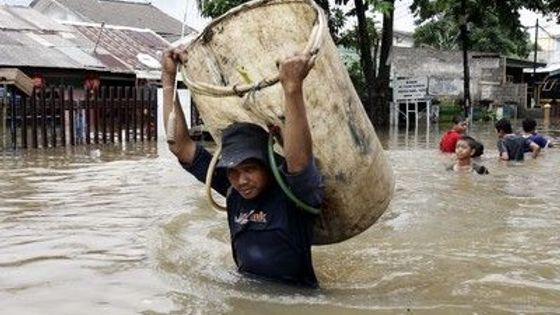 Jakarta: největší záplavy za posledních pět let