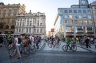 Praha vyžene cyklisty z pěších zón v centru města možná už v březnu. Radní petici nevyslyšeli