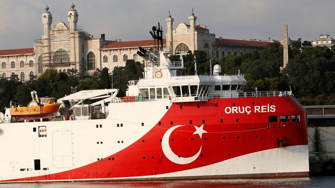 Turecká průzkumná loď, která ve Středomoří hledá naleziště ropy a zemního plynu.