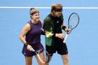 Česko-ruský pár z US Open vyřadil domácí legendu. Potom ale padl s Italy