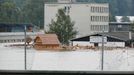 Stadion - v popředí bývalá tzv. Paluba