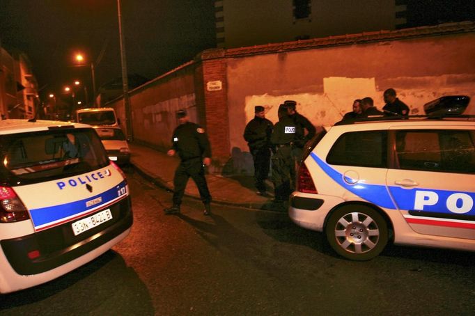 Policejní zátah proti černému střelci v Toulouse.