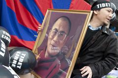 Tibetská matka čtyř dětí se upálila na protest v Číně