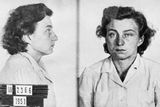 Vězeňský snímek Jarmily Potůčkové-Taussigové pořízený krátce po jejím zatčení.