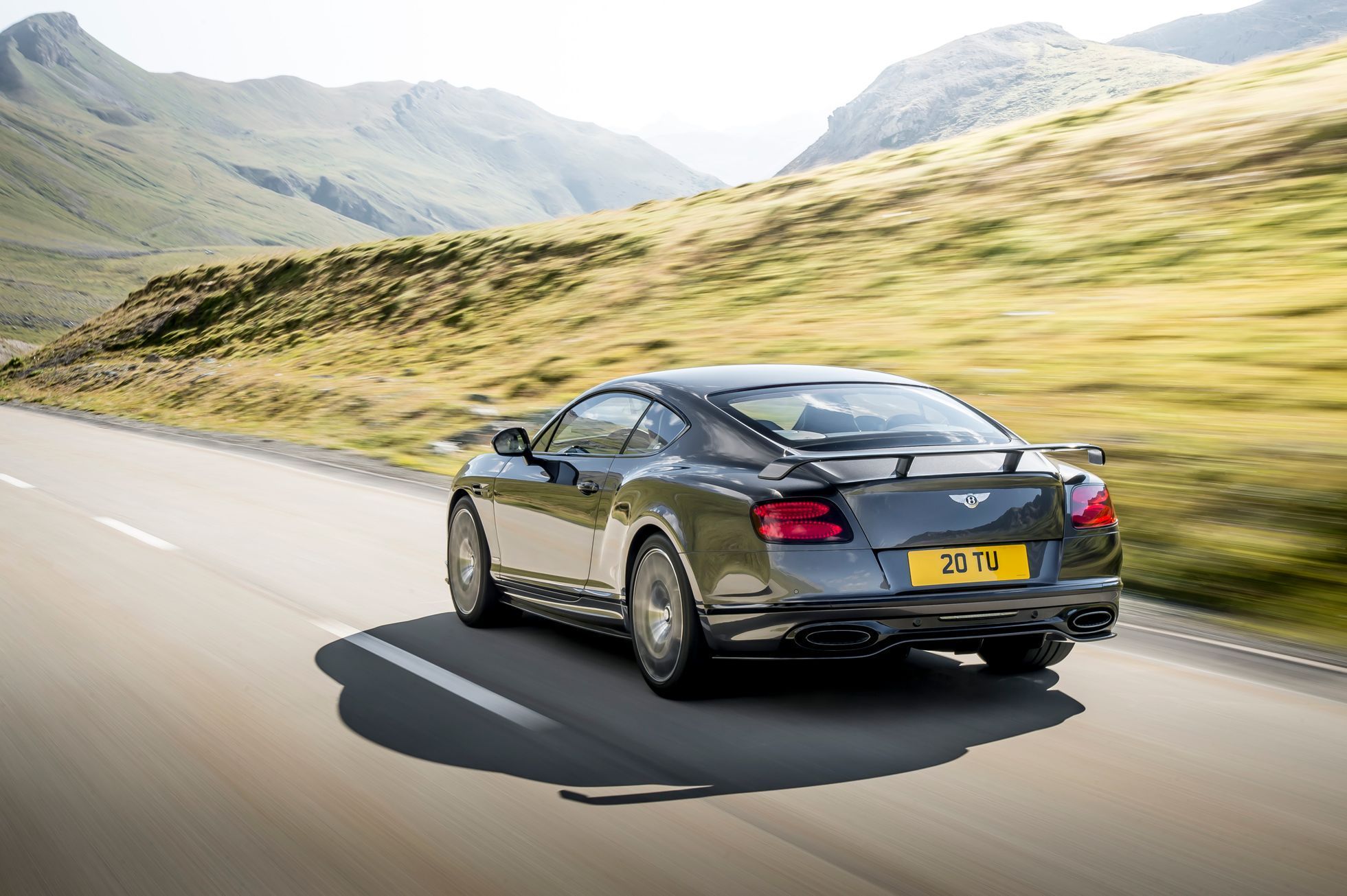 Bentley Continental Supersports - záď jízda