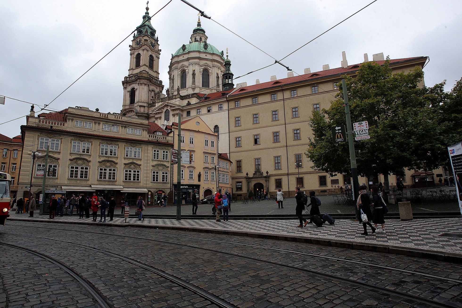 Rotunda sv. Václava na Maostranském náměstí v Praze