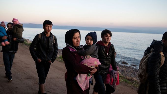 Uprchlíci na řeckém ostrově Lesbos, březen 2020.
