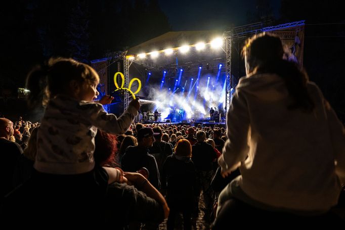 David Koller s kapelou na hudebním festivalu Trutnoff.