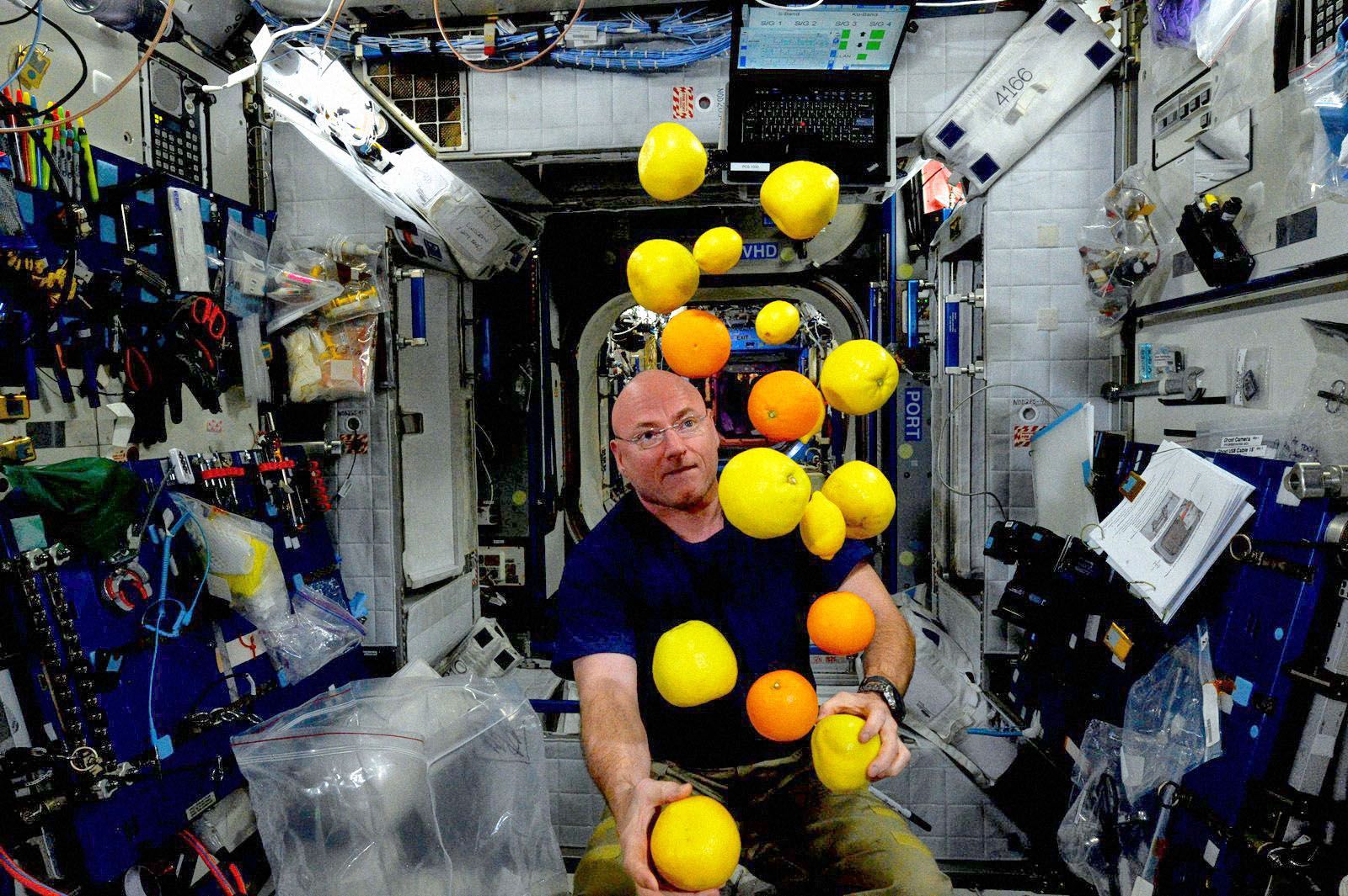 Jednorázové užití / Fotogalerie / Tak šel čas s ISS
