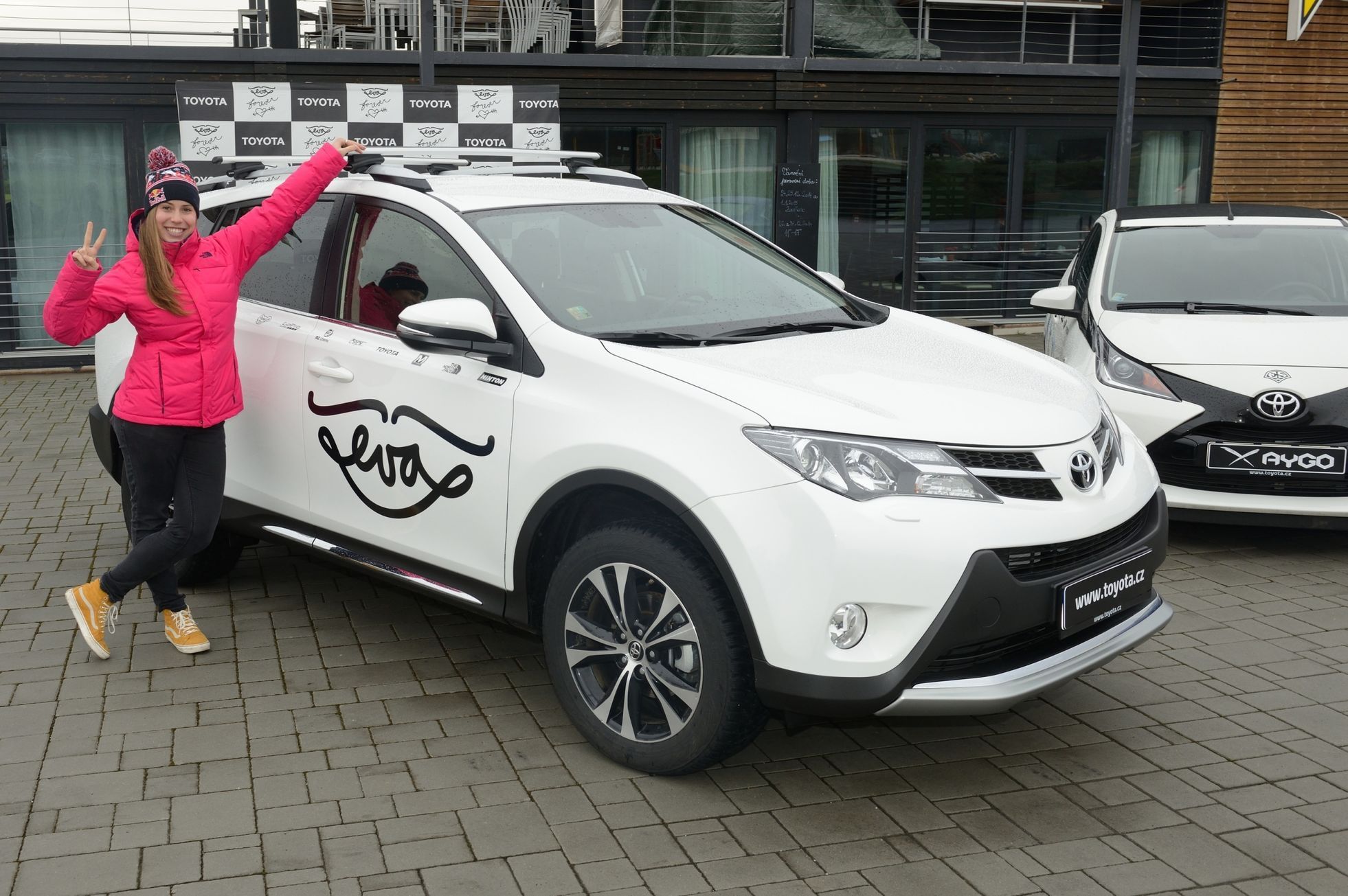 Osobnosti sponzorované automobilovými značkami 2015 - Eva Samková