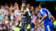 Brankáři Petru Čechovi první návrat na stadion Chelsea v roli soupeře nevyšel, jeho Arsenal prohrál 0:2.