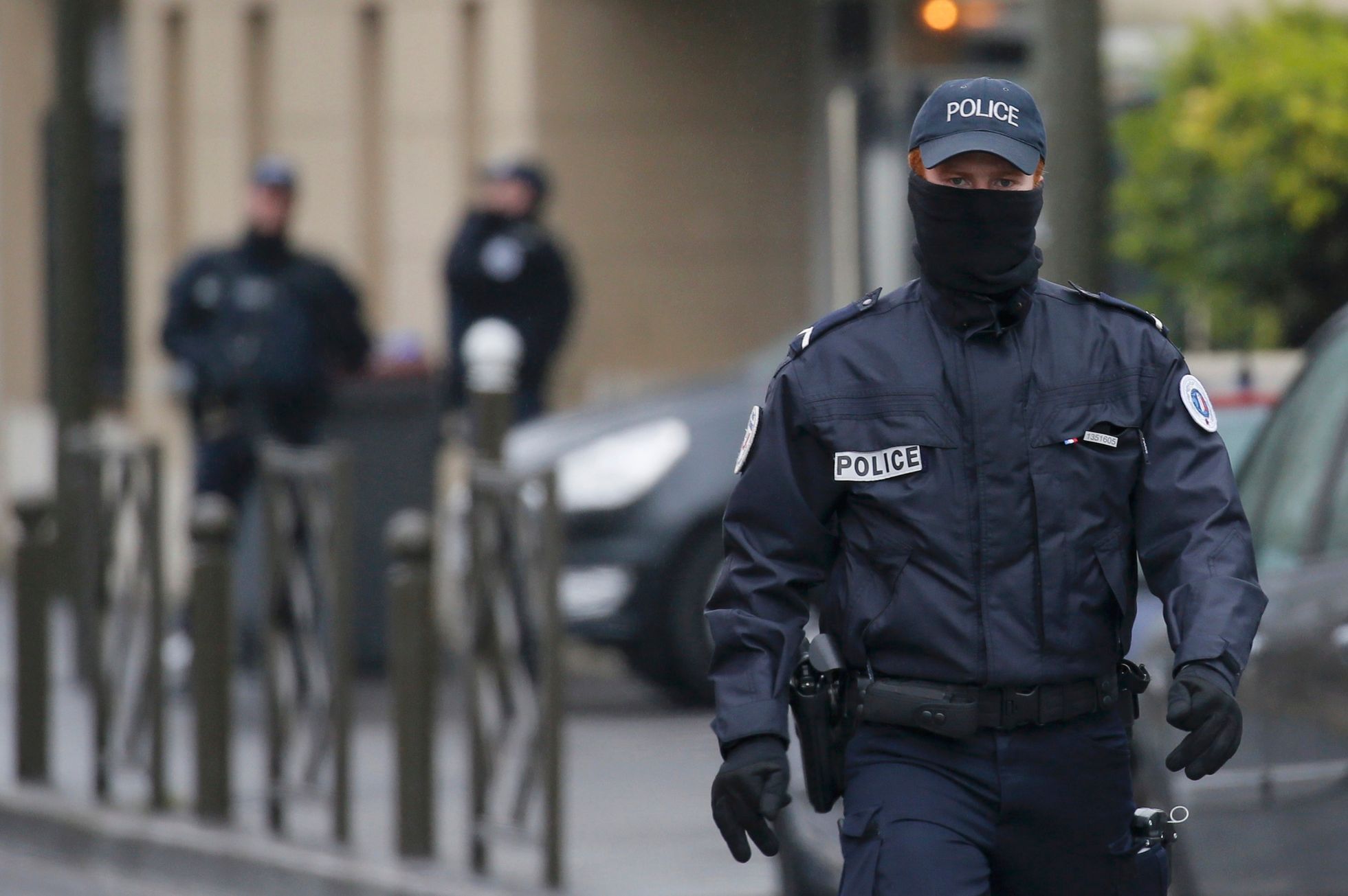 Francouzská policie zajistila okolí bytu v Paříži, kde vznikal plán na další teroristický útok
