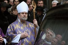 Zemřel bývalý českobudějovický biskup Paďour. Za komunismu sloužil jako kněz v podzemí