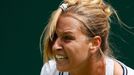 Dominika Cibulková v zápase s Robertou Vinciovou na Wimbledonu 2013