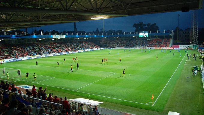 Stadion fotbalové Plzně ve Štruncových sadech.